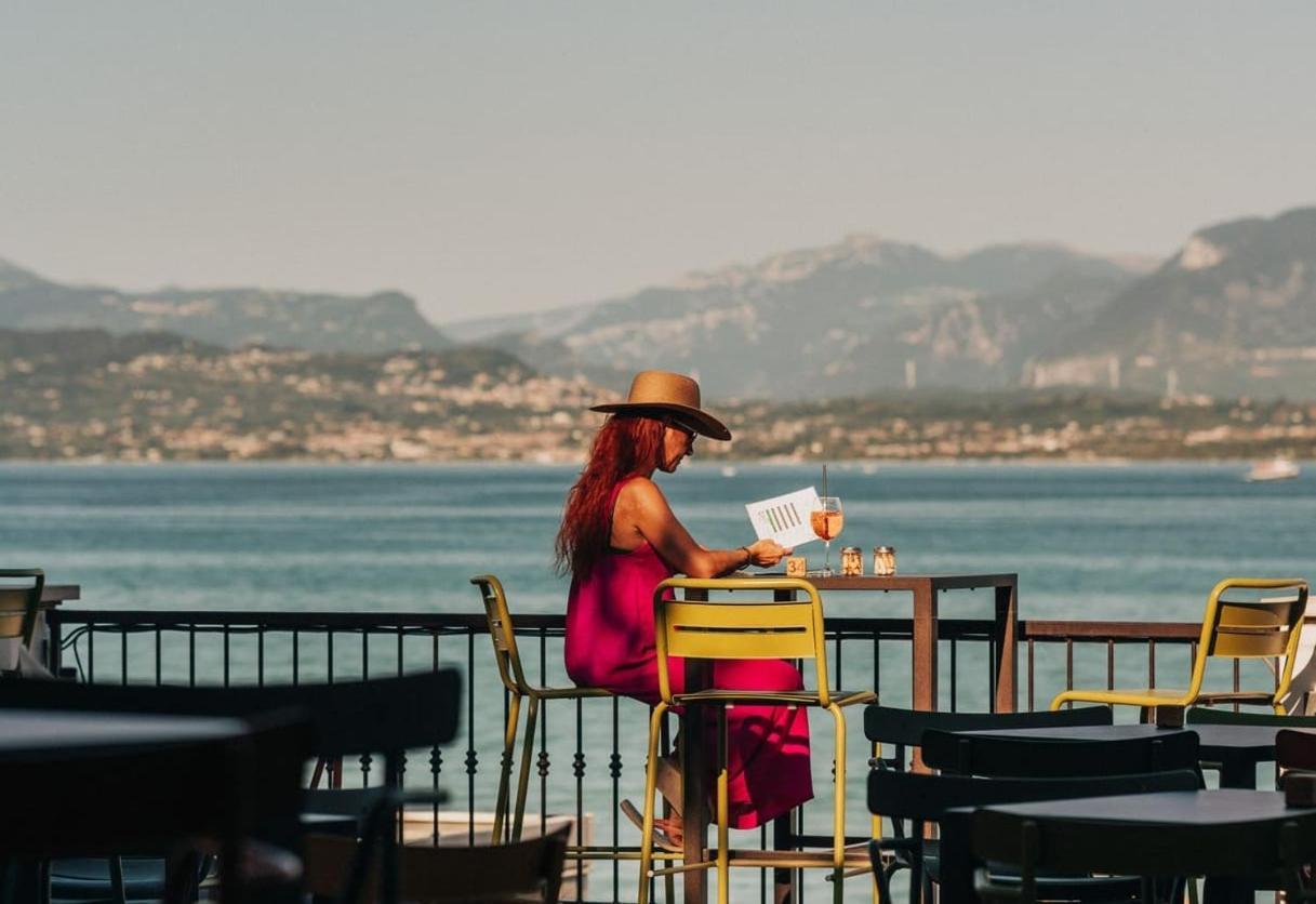 Camping Bergamini Peschiera del Garda Bagian luar foto